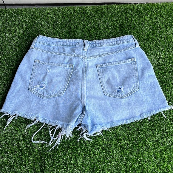 FOREVER 21 Cut Off Denim Shorts size 31 - Picture 6 of 6